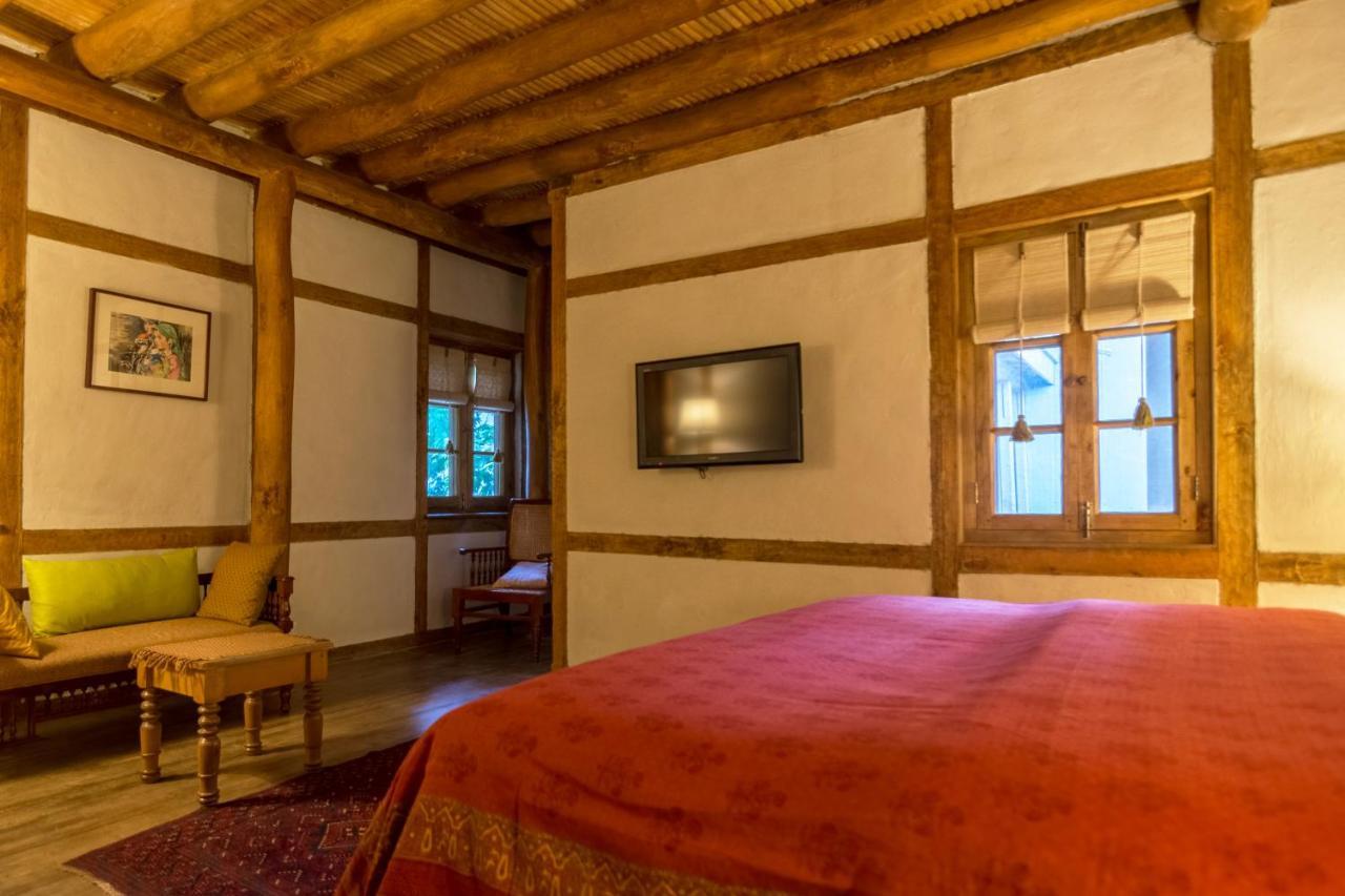 Serena Khaplu Palace Bagian luar foto